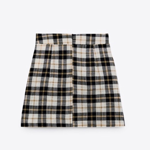 Zara Plaid Mini Skirt Size Medium - Picture 5 of 12